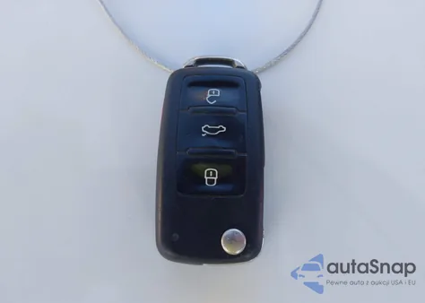 2013 Volkswagen Passat 2.5L Sel z USA, uszkodzony, nr VIN 1VWCP7A32DC079053